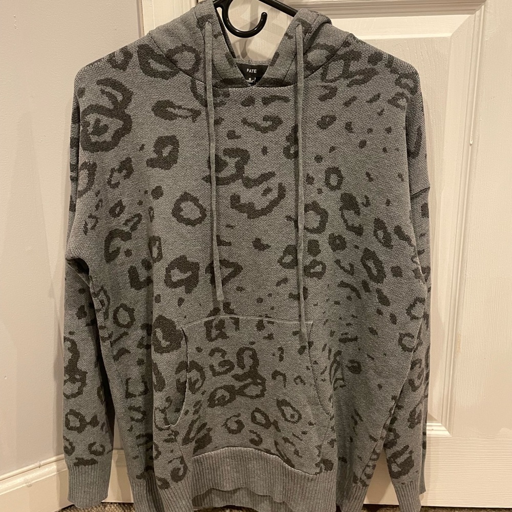 Skull Hoodie Sweater